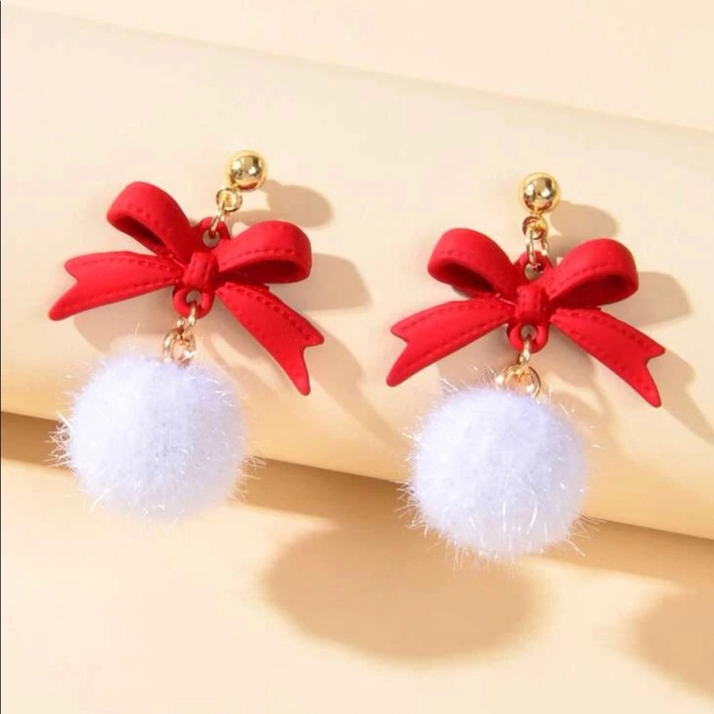 NWT Red Bow Pom Pom Christmas Earrings